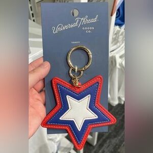 Universal Thread Patriotic Star Keychain